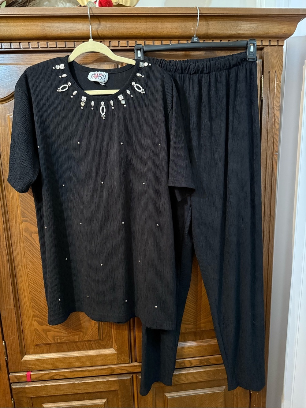 Red Ruby Embellished Outfit - Picture 2 of 12